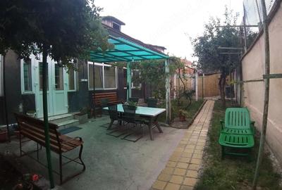 Casă cu Teren 540 Mp în Central - 9