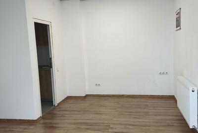 Spațiu comercial, de 45 mp, în Exterior Vest - 2