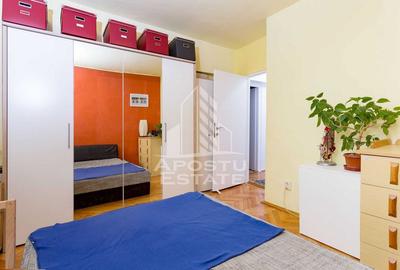 Apartament cu 3 camere semidecomandat, mobilat în Central - 2