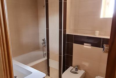 Vand apartament 3 camere foarte spatios - 7