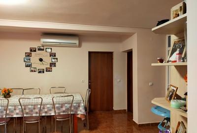 Casa cu 3 apartamente în Dumbravita aproape de pădure Casa cu 3 apartamente în Dumbravita aproape de pădure - 2