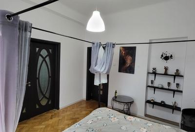 Apartament cu 3 camere, mobilat în Universitate