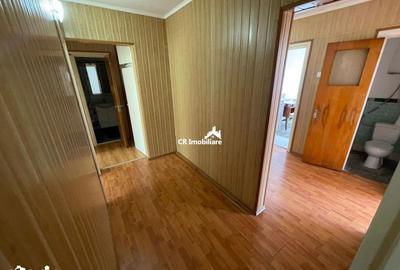 Apartament cu 4 camere decomandat în Rahova - 5