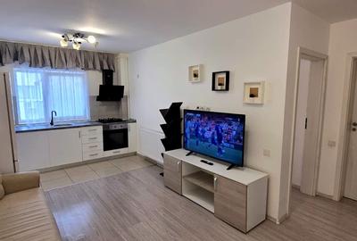 Apartament cu 2 camere semidecomandat în Apărătorii Patriei - 1