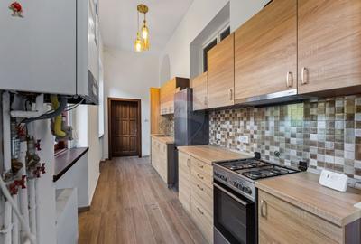Apartament cu 3 camere de inchiriat in zona Ultracentral - 2