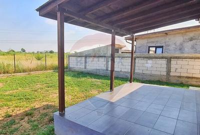 Casa noua in Ciorogarla - 3 dormitoare, living spa?ios - 1