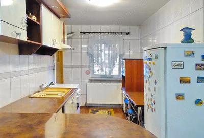 Suprafata Generoasa | Cartier Racadau - 2