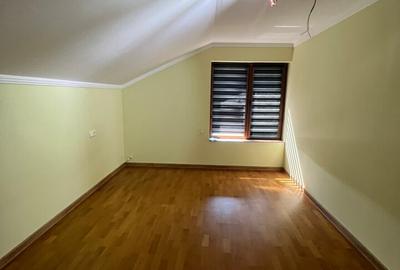 Duplex cu 4 camere cu Canalizare în Est - 5