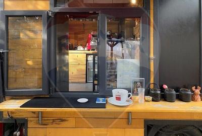 Spațiu comercial, de 350 mp, în Izvorani - 1