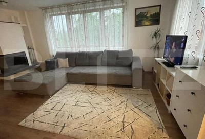 Casă cu 8 camere cu Teren 3500 Mp în Central - 3