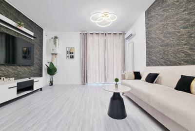 Vedere laterala, pozitie frontala - apartament la 2 pasi de mare. - 3