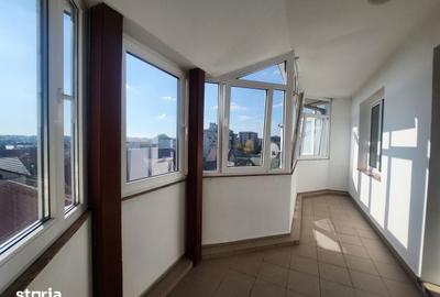 Apartament cu 5 camere decomandat în Craiovei - 13