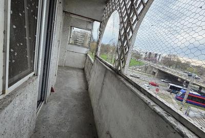 Apartament cu 3 camere decomandat în Rogerius