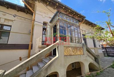 Casă cu 3 camere cu Teren 1623 Mp în Central - 16
