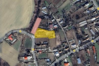 Casă cu 5 camere cu Canalizare în Nuci - 4