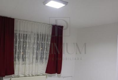 Garsonieră decomandată, mobilată în Steaua