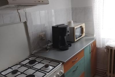 Apartament cu 2 camere decomandat în Simeria - 10