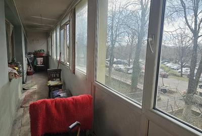 Apartament cu 2 camere semidecomandat în Titan - 3