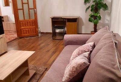 Închiriez apartament 2 camere , Zona inel 2 , Termen lung - 7