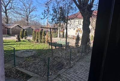 Vand apartament de 2 camere, zona centrala Plopeni - 2