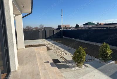 Casă cu Teren 430 Mp în Smeura - 10