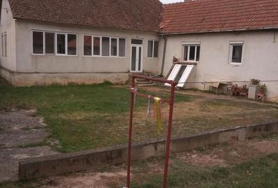 Casă cu 3 camere cu Teren 500 Mp în Central - 3