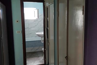 Garsonieră decomandată în Central - 4