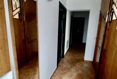 Casă cu 4 camere în Vlădești - 14