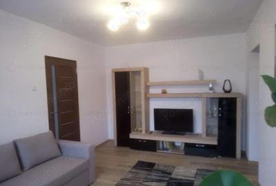 Apartament cu 2 camere decomandat în Mihai Bravu