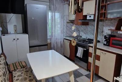Apartament cu 2 camere semidecomandat, mobilat în Podu Roș - 4