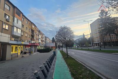 COMISION 0! Apartament 2 camere etaj 2 cu balcon Liceul Militar - 1