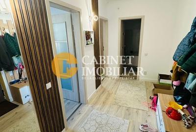 4 CAMERE RENOVAT - ETAJ 3 - BLOC DIN 1990 - ROND ZIMBRU - 12