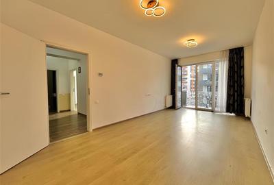 Apartament cu 2 camere decomandat în Tractorul