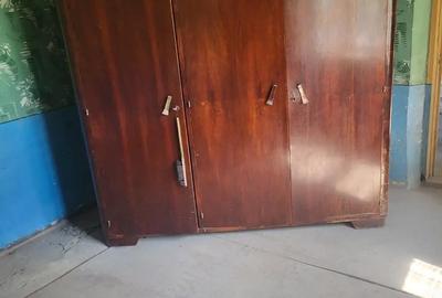 Casă cu 4 camere în Vădăstrița - 4