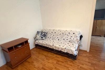 Apartament cu 3 camere semidecomandat în Orizont - 1