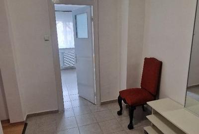 Apartament decomandat, mobilat în Polonă - 6