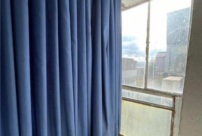 Garsoniera de zona Dallas Tulcea - 4