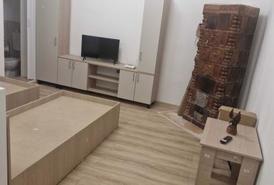 Garsonieră decomandată în Central - 2