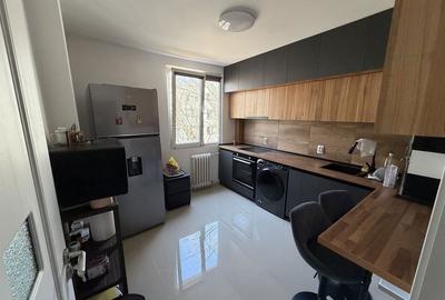 Apartament cu 2 camere decomandat în Berceni - 2