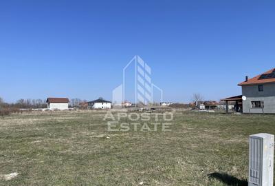 Teren Construcții intravilan de 804 mp, în Ghiroda