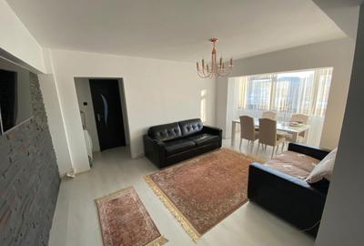 Apartament cu 3 camere semidecomandat în Fălticeni