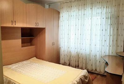 Apartament cu 2 camere decomandat, mobilat în P-ța Mihai Viteazu - 1