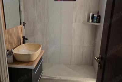 Apartament cu 2 camere decomandat în Tudor - 2