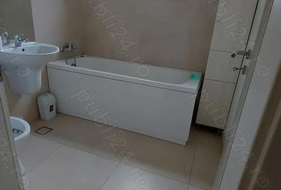 Casă cu 4 camere cu Teren 500 Mp în Bogdăneștilor