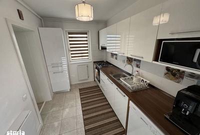 Apartament cu 3 camere decomandat în Apărătorii Patriei - 9