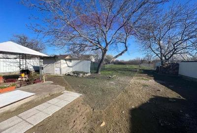 Casa Golesti cu 2 camere- teren 1296mp - 6