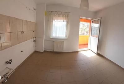 Apartament cu 3 camere decomandat în Drumul Taberei - 3