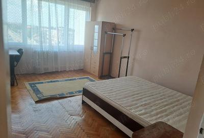 Proprietar inchiriez la studenti studente ap 3 cam decomandat, Complex Studentesc, 390 euro - 3