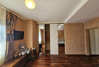 Casă individuală cu 7 camere cu Canalizare în Faleza Nord - 6