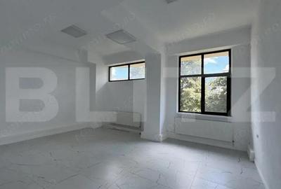 Spa?iu birou proaspat renovat de 38 mp, zona Ultracentrala
